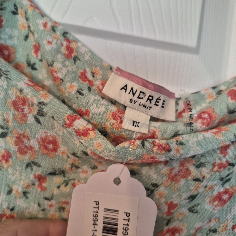 ANDREE BY UNIT Floral Blouse - Mint and Coral